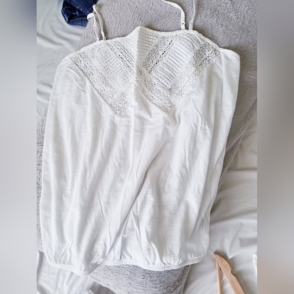 American Eagle tank top white, size medium